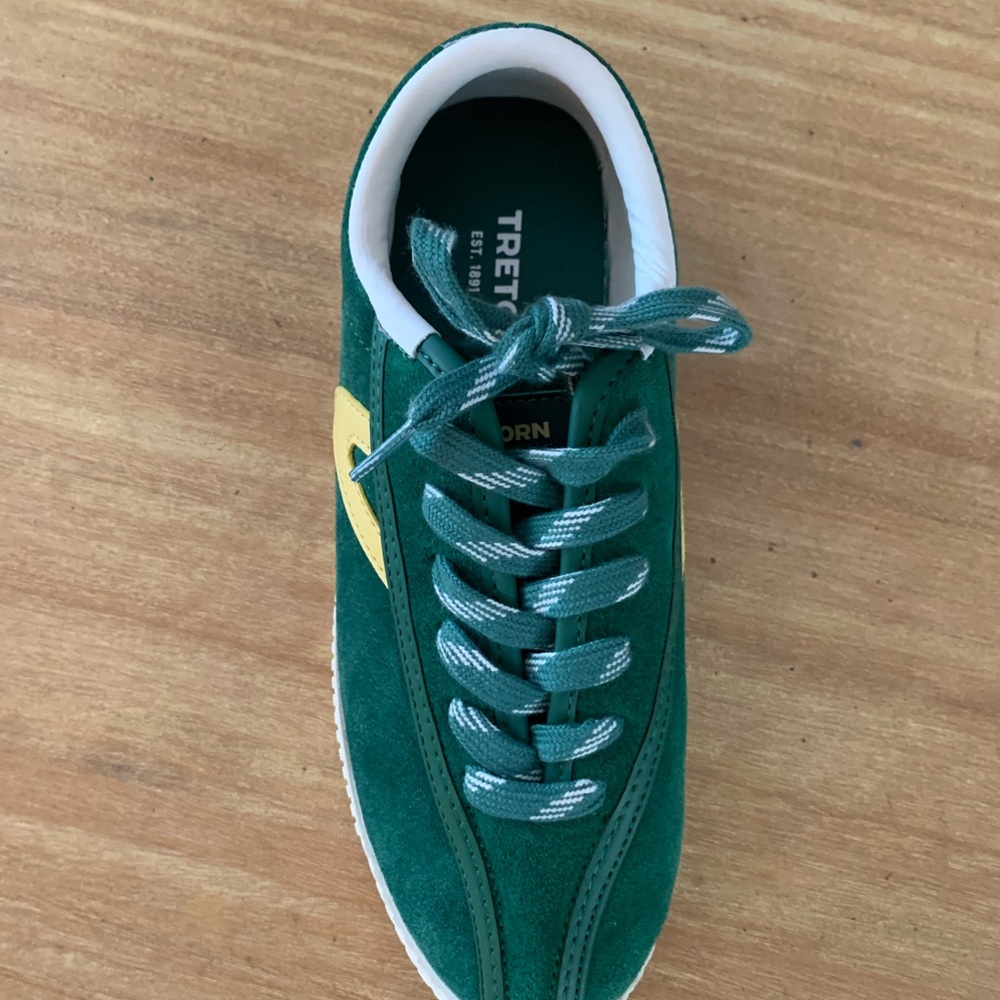 Tretorn Green Suede Sneakers with Cream Logo - Picture 3 of 3